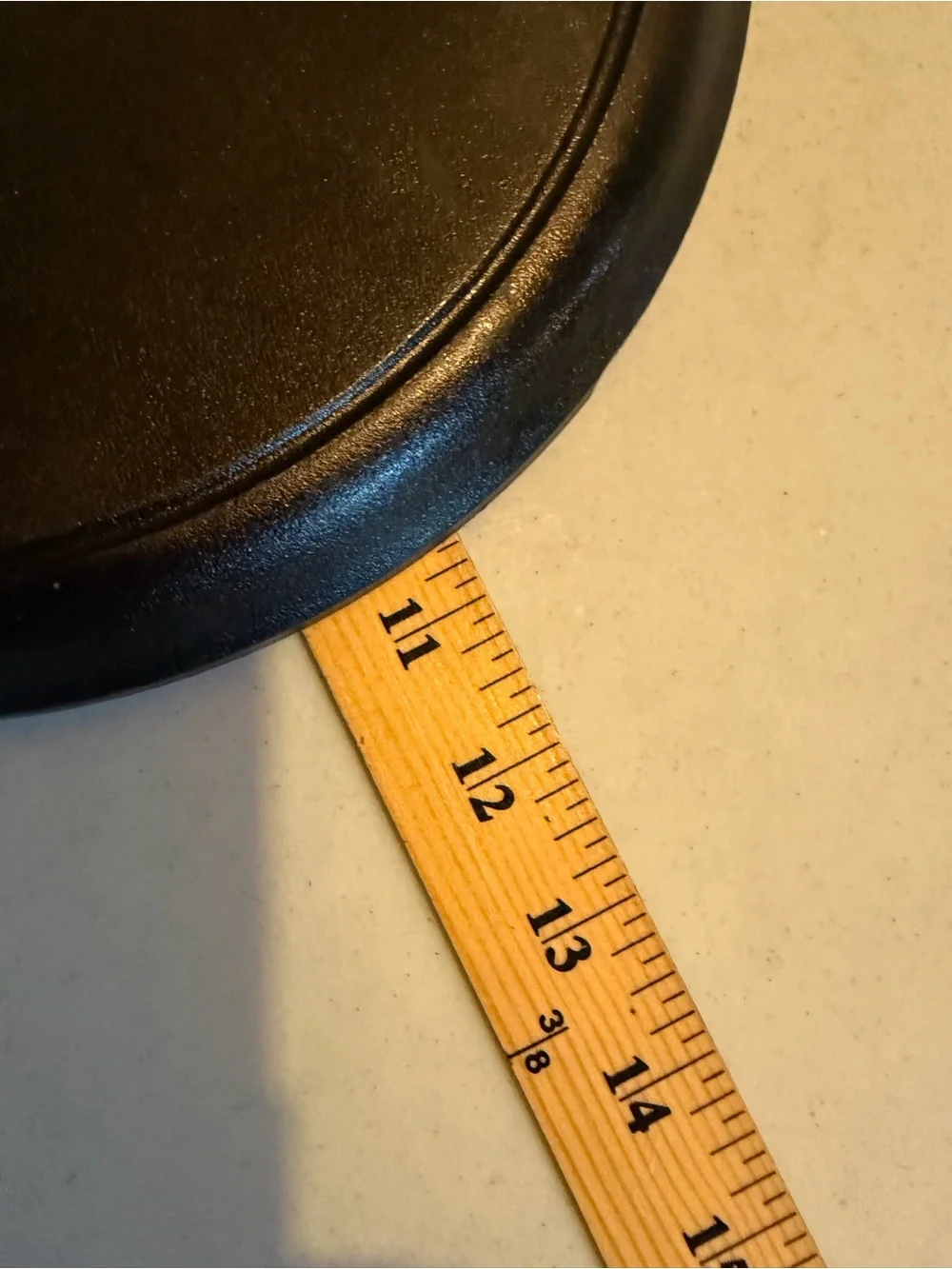 Seasoned Black Cast Iron Crepe and Griddle Pan